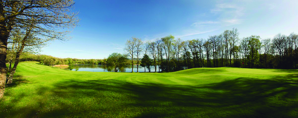Golf y naturaleza en Álava