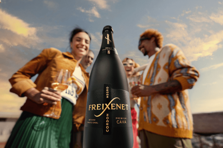 Freixenet mucho brindar