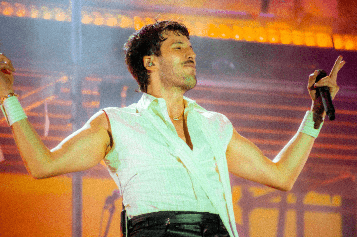 costa feira sebastian yatra