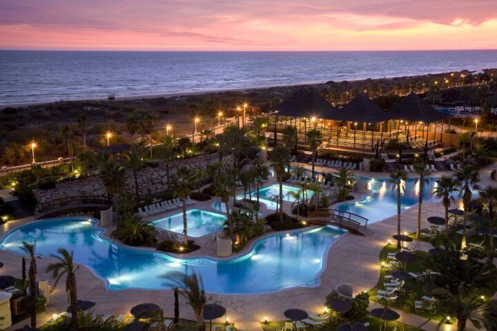 Puerto Antilla Grand Hotel