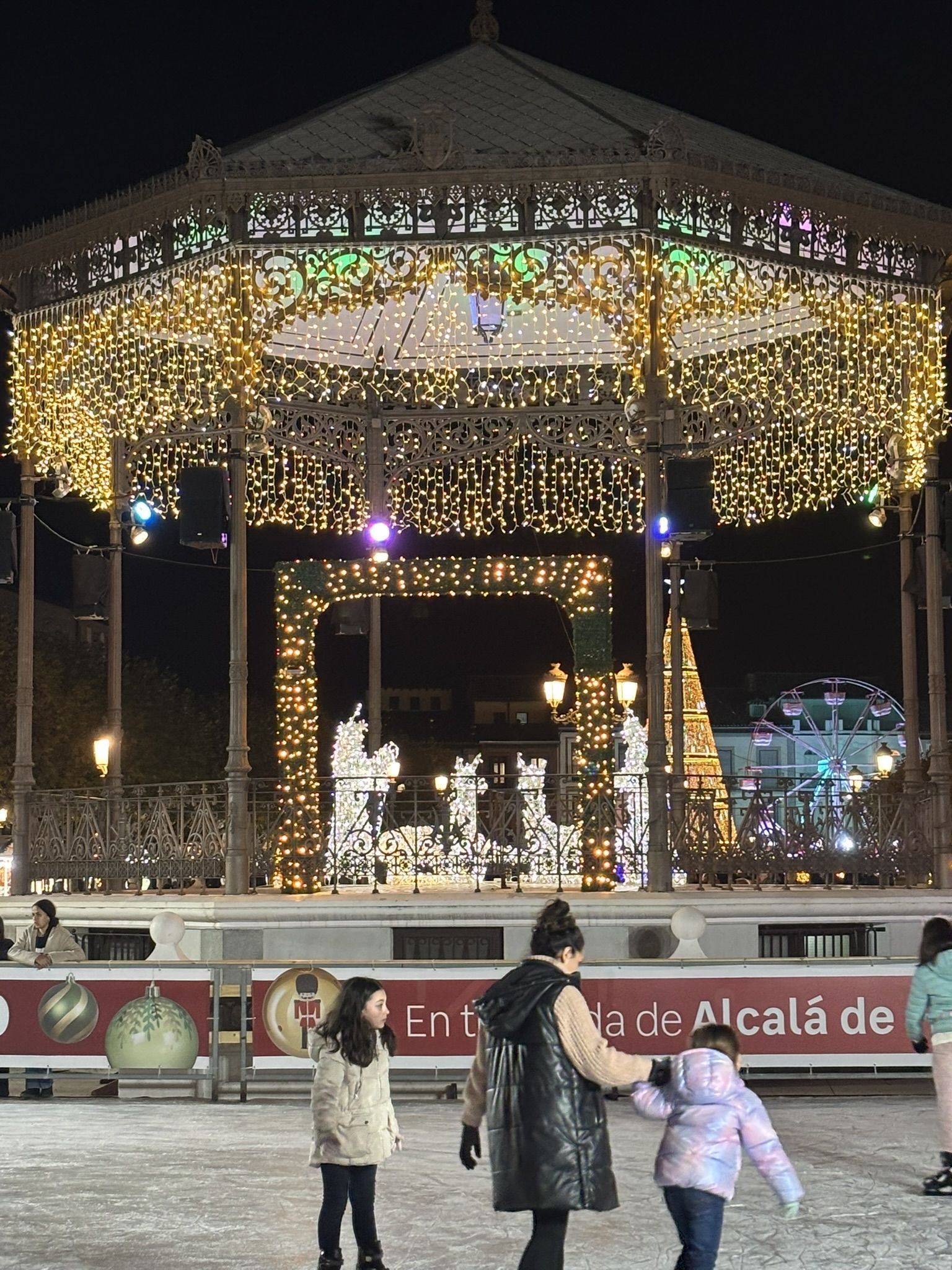 Mercado Navideño Alcalá