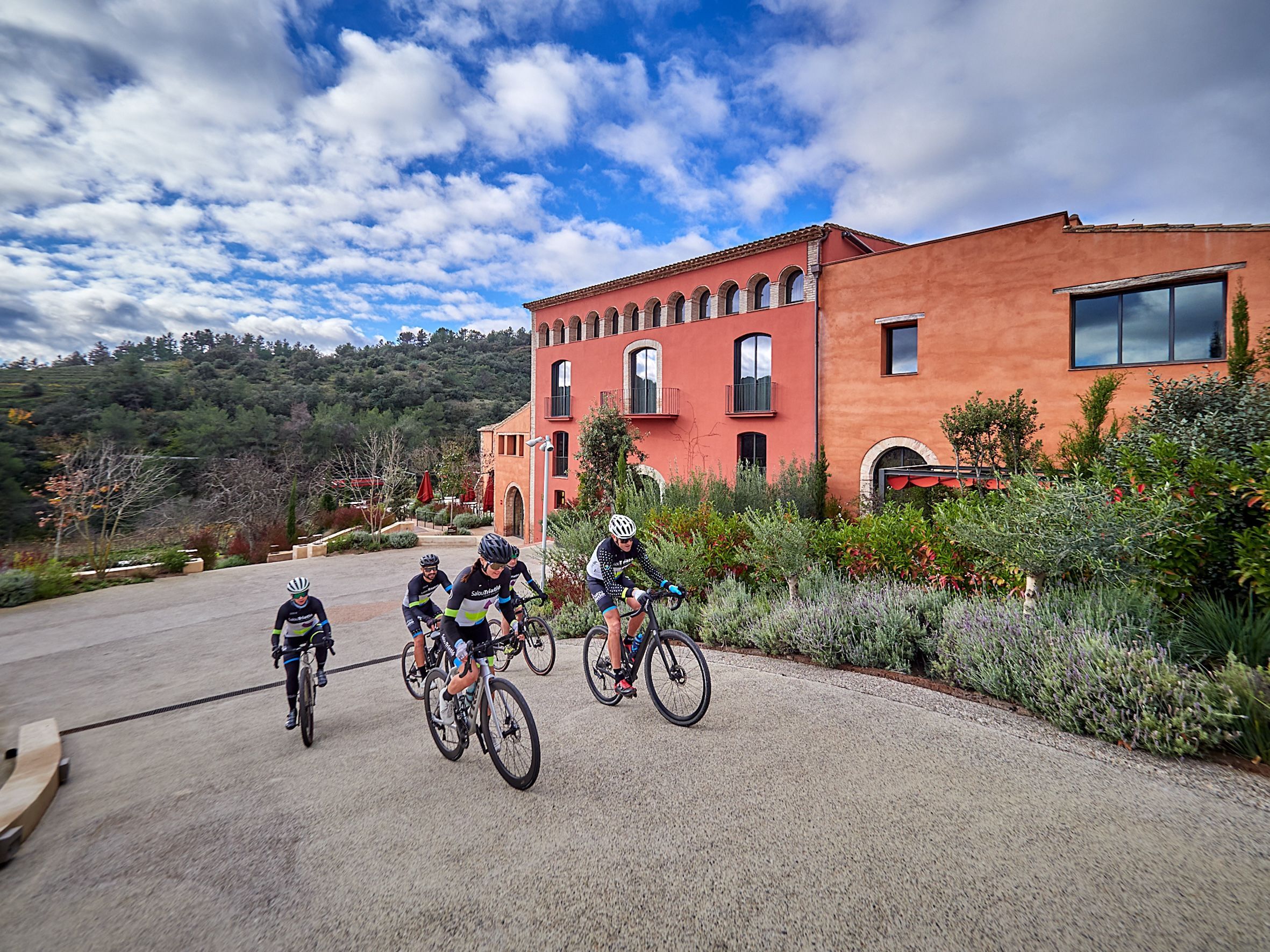 Luxury Cycling Experience 2026