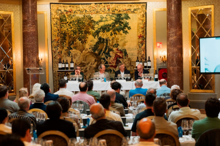 cata de Bodegas RODA