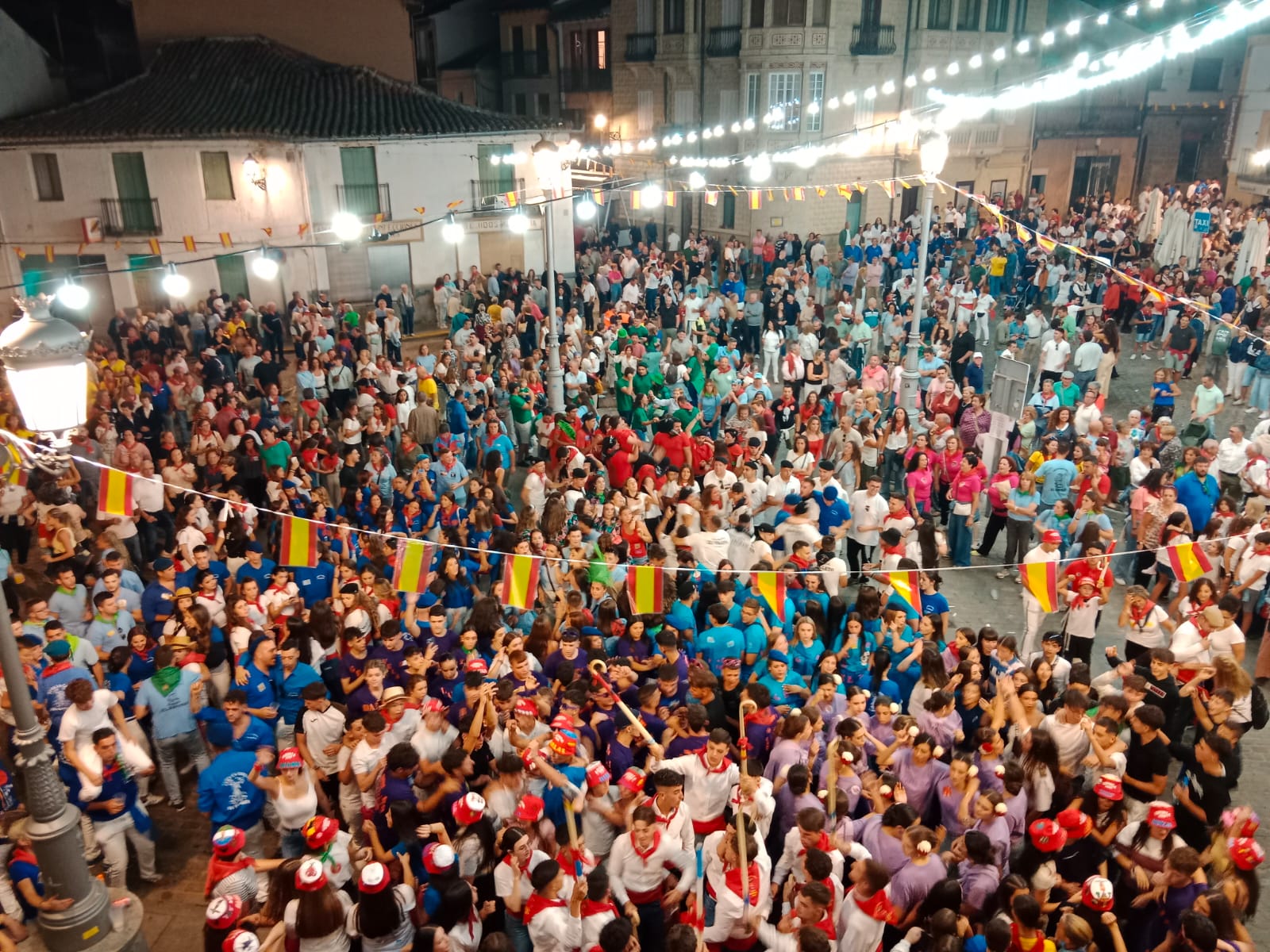 Respingona Folk El Espinar